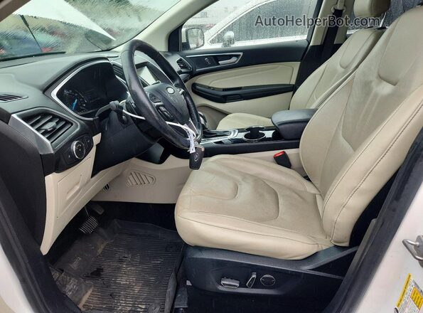 2FMPK4K86HBB54267 2017 FORD EDGE White Widok wnętrza z przodu
