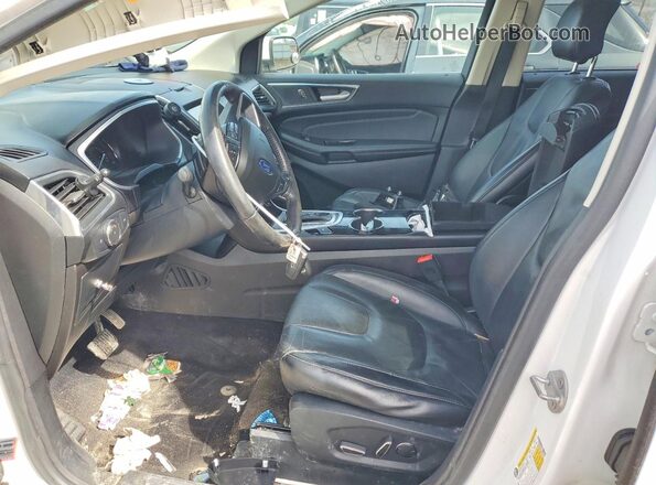 2FMPK4K86JBB22554 2018 FORD EDGE White Front interior view