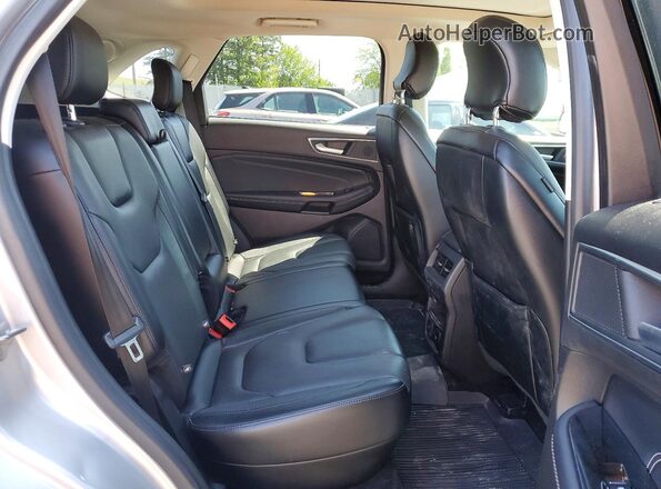 2FMPK4K88JBB76969 2018 FORD EDGE Silver Vista interior trasera