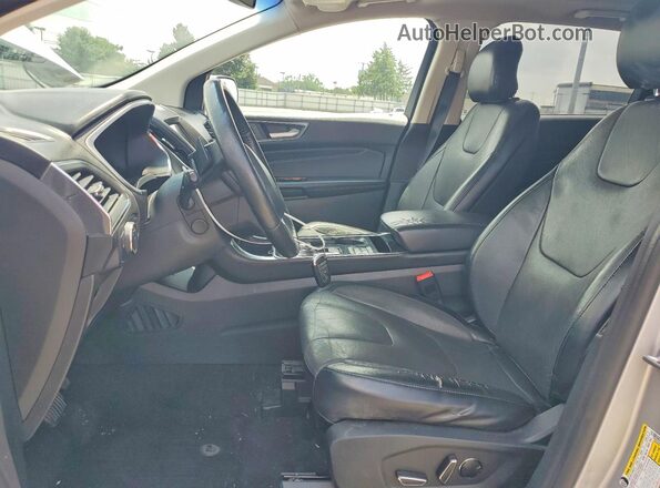 2FMPK4K90KBB01533 2019 FORD EDGE Silver Widok wnętrza z przodu