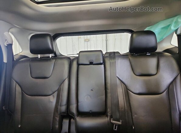 2FMPK4K90KBC33269 2019 FORD EDGE Red Vista de los asientos traseros