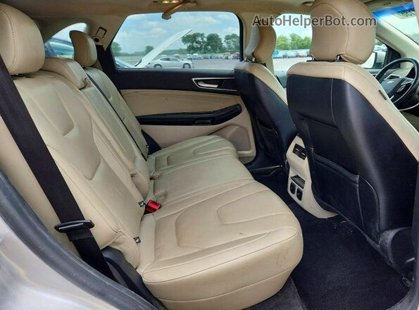 2FMPK4K91JBB88938 2018 FORD EDGE Серебряный Вид задней части салона