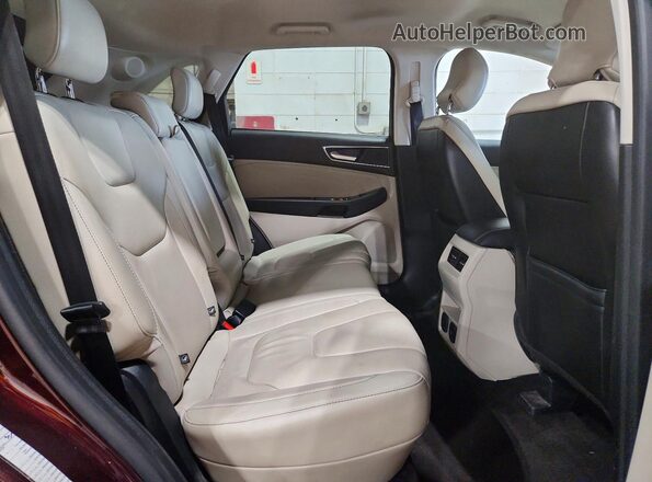 2FMPK4K91JBB89068 2018 FORD EDGE Maroon Widok wnętrza z tyłu
