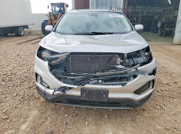 2FMPK4K91KBC23124 2019 FORD EDGE Silver Widok z przodu