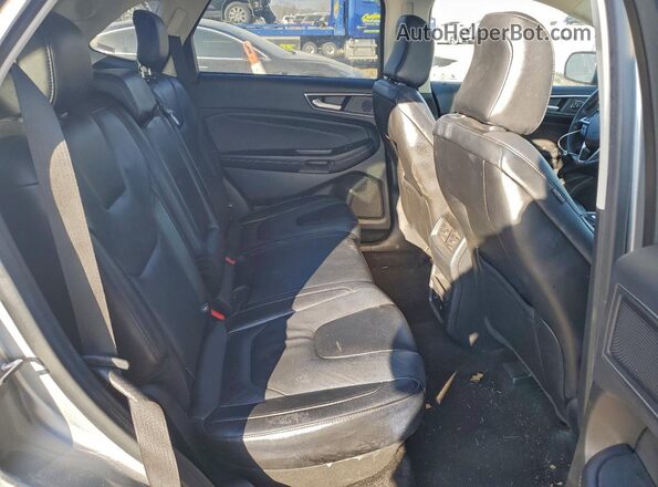2FMPK4K92NBA91835 2022 FORD EDGE Silver Widok wnętrza z tyłu