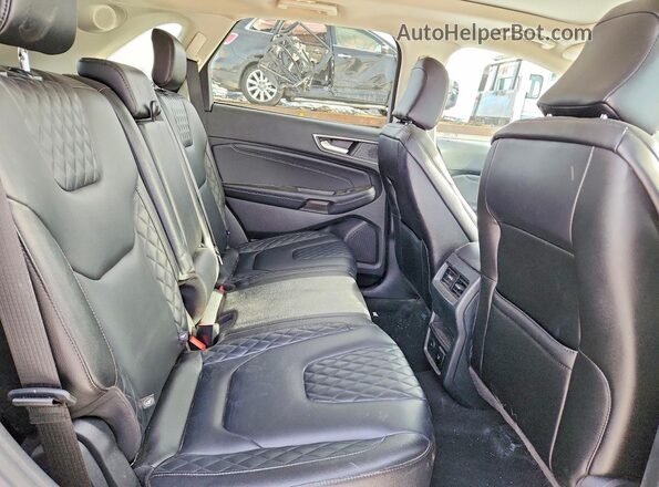 2FMPK4K92RBA83692 2024 FORD EDGE Black Rear interior view