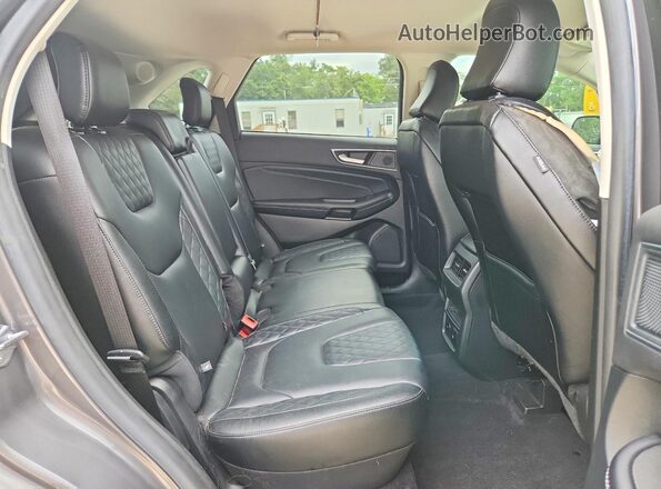 2FMPK4K93PBA53744 2023 FORD EDGE Gray Widok wnętrza z tyłu