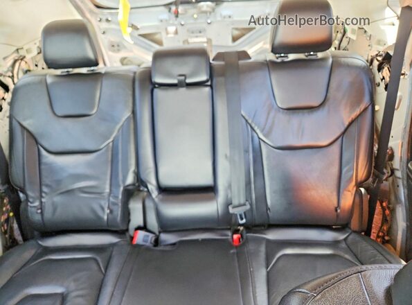 2FMPK4K94KBC22629 2019 FORD EDGE Серебряный Вид задних сидений