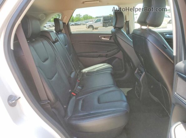2FMPK4K94NBA71327 2022 FORD EDGE White Rear interior view