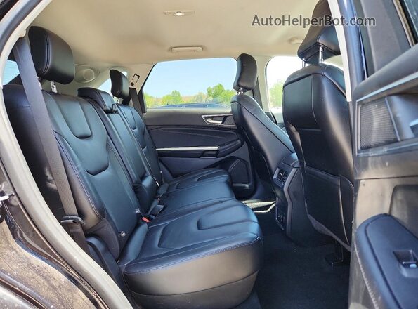 2FMPK4K94NBA76477 2022 FORD EDGE Black Widok wnętrza z tyłu