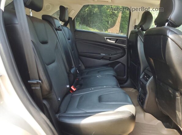 2FMPK4K95JBC24162 2018 FORD EDGE Tan Вид задньої частини салону