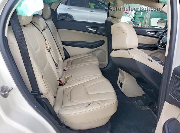 2FMPK4K95NBA71403 2022 FORD EDGE White Widok tylnych siedzeń