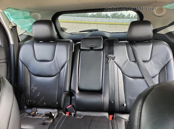 2FMPK4K96NBA30648 2022 FORD EDGE Black Widok tylnych siedzeń