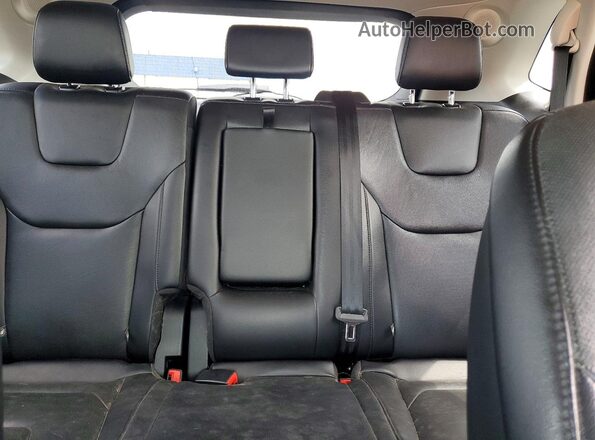 2FMPK4K96NBA58210 2022 FORD EDGE Black Rear seats view