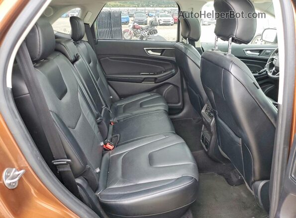 2FMPK4K97HBB28558 2017 FORD EDGE Orange უკანა სავარძლების ხედი