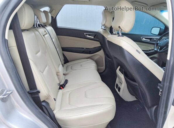 2FMPK4K97HBB98500 2017 FORD EDGE Silver უკანა სალონის ხედი