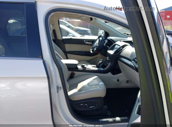 2FMPK4K99JBB58859 2018 FORD EDGE Белый Вид салона спереди