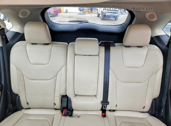 2FMPK4K9XJBB97735 2018 FORD EDGE White Widok tylnych siedzeń