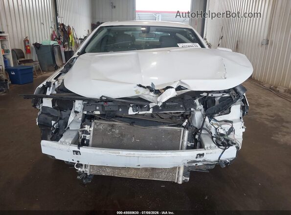 2G1105S33J9103891 2018 CHEVROLET IMPALA White Вид спереду