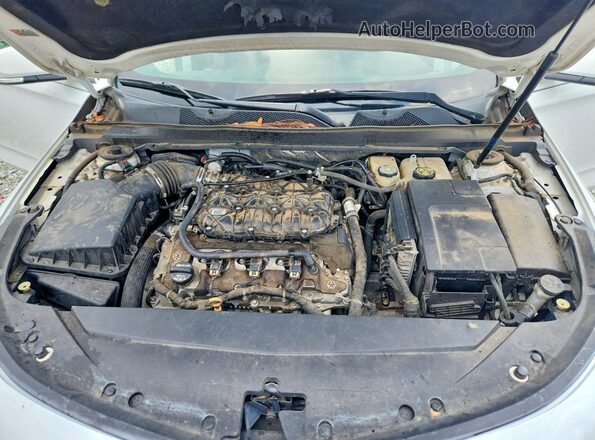 2G1105S37J9115901 2018 CHEVROLET IMPALA White Rear interior view