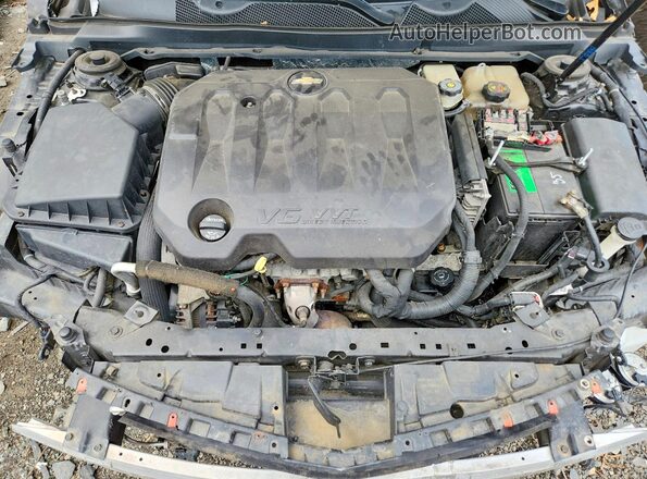 2G1105S38J9110982 2018 CHEVROLET IMPALA Black Вид задньої частини салону