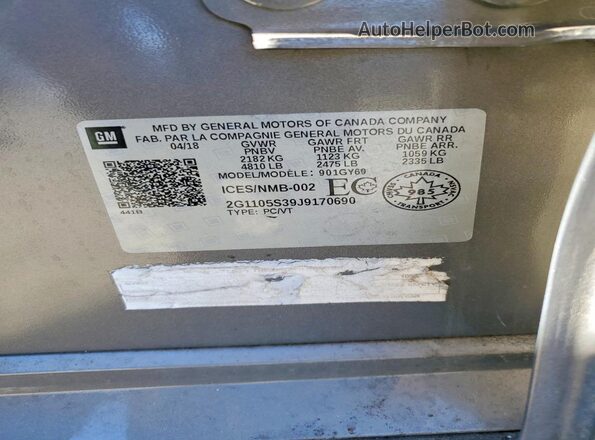 2G1105S39J9170690 2018 CHEVROLET IMPALA Gray Вид підкапотного простору