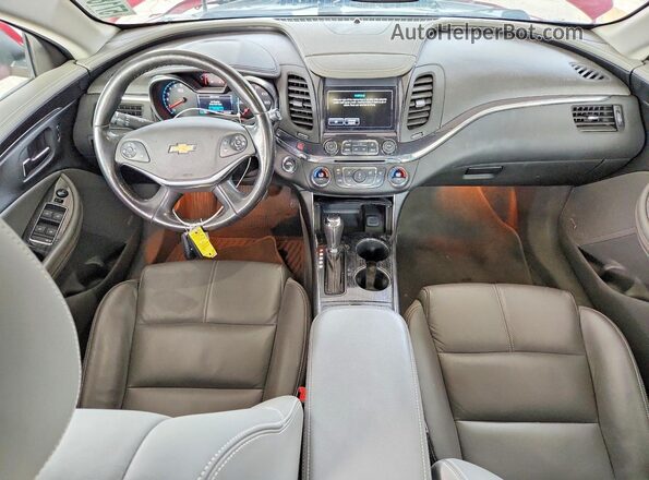2G1105S3XJ9118825 2018 CHEVROLET IMPALA Красный Вид панели приборов