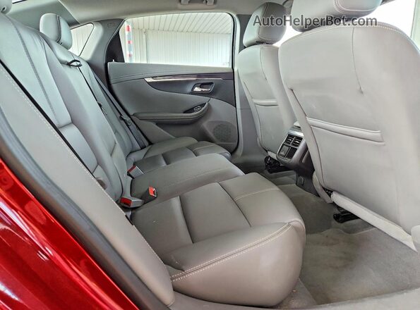 2G1105S3XJ9118825 2018 CHEVROLET IMPALA Красный Вид задних сидений
