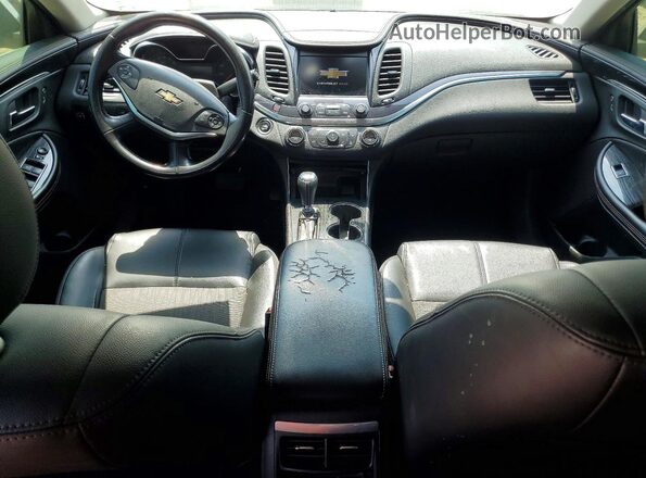 2G1105S3XJ9123734 2018 CHEVROLET IMPALA Silver Առջևի վահանակի տեսք