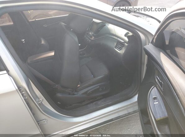 2G1105SA5H9174888 2017 CHEVROLET IMPALA Silver Front interior view
