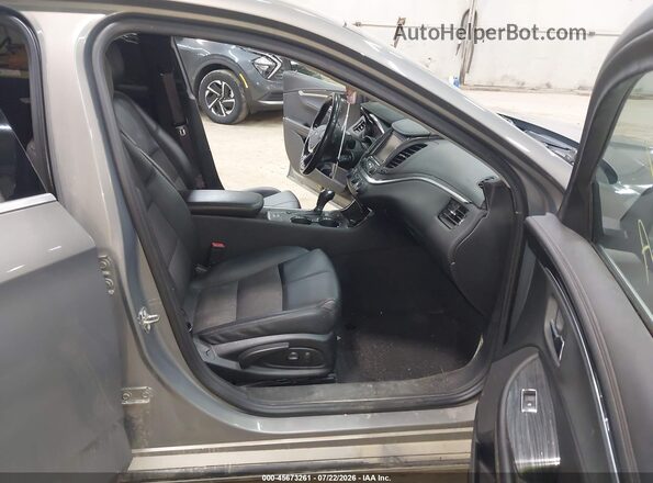 2G1105SA8H9192611 2017 CHEVROLET IMPALA Gray Вид салону спереду