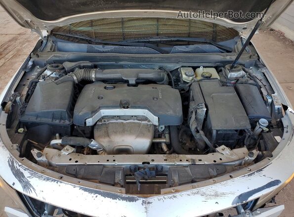 2G1105SA9H9102687 2017 CHEVROLET IMPALA Silver Սալոնի հետևի տեսք