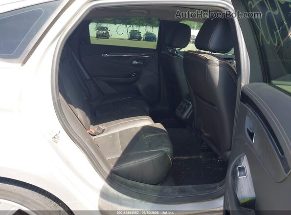 2G1125S32J9107828 2018 CHEVROLET IMPALA Silver Вид наклейки з VIN-кодом