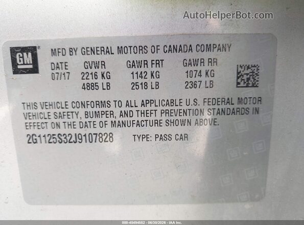 2G1125S32J9107828 2018 CHEVROLET IMPALA Silver Вид підкапотного простору