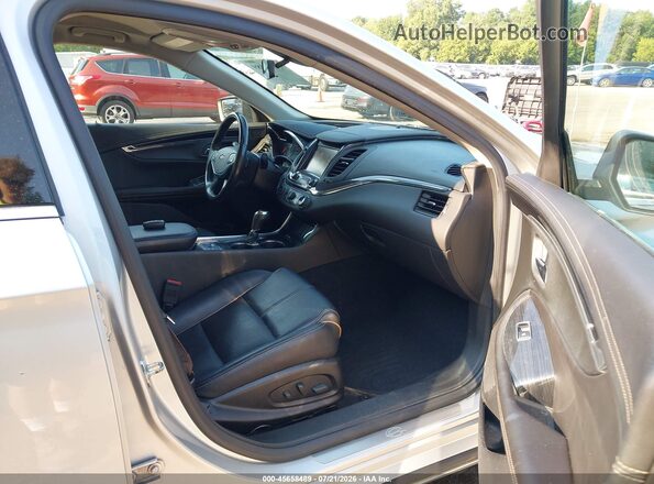 2G1145S34H9176928 2017 CHEVROLET IMPALA Silver Вид салону спереду