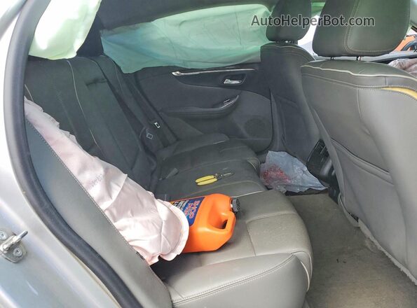 2G1145S3XH9105474 2017 CHEVROLET IMPALA Silver Հետևի նստատեղերի տեսք