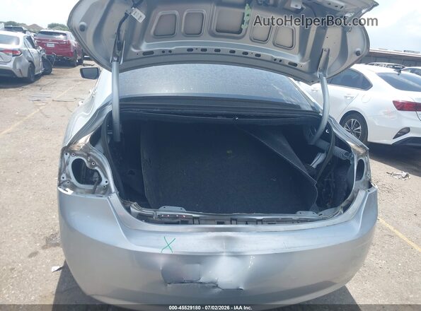 2G11X5SA1J9166174 2018 CHEVROLET IMPALA Серебряный 