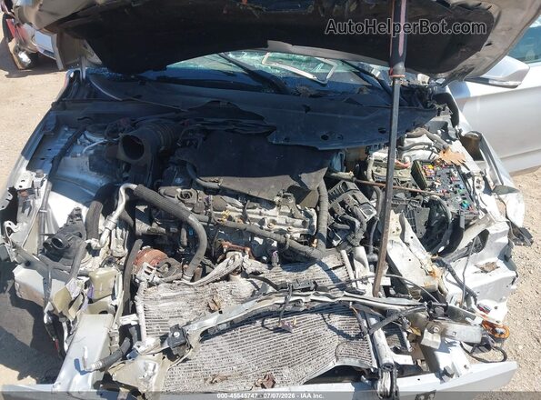 2G11Z5S33K9130824 2019 CHEVROLET IMPALA Silver Widok komory silnika