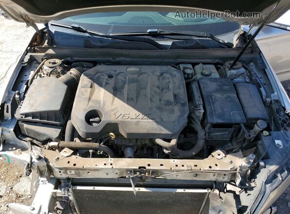 2G11Z5S38K9108740 2019 CHEVROLET IMPALA Silver Rear interior view