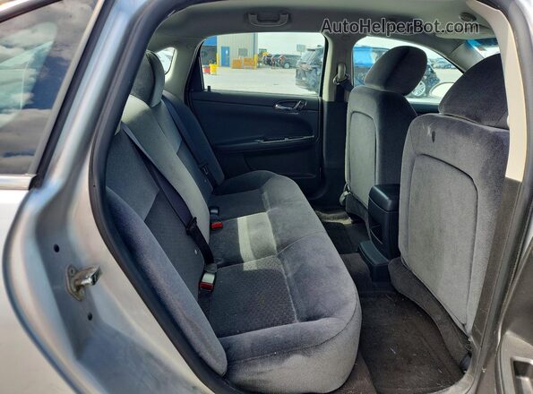 2G1WA5E3XG1144654 2016 CHEVROLET IMPALA Silver Rear seats view