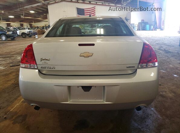 2G1WA5E3XG1184569 2016 CHEVROLET IMPALA Silver Հետևի տեսք
