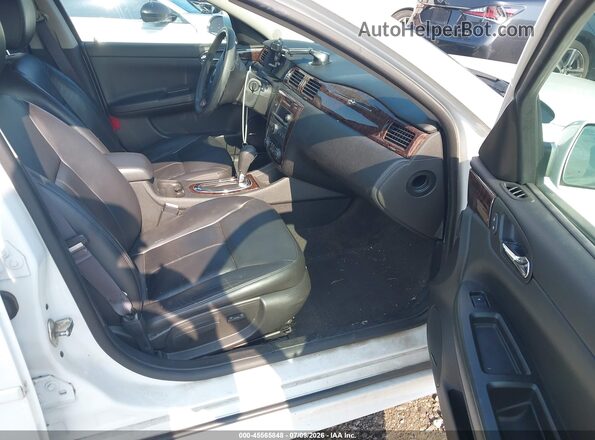 2G1WC5E3XG1128349 2016 CHEVROLET IMPALA White Front interior view