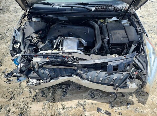2G4GK5EX8G9163194 2016 BUICK REGAL Silver Rear interior view