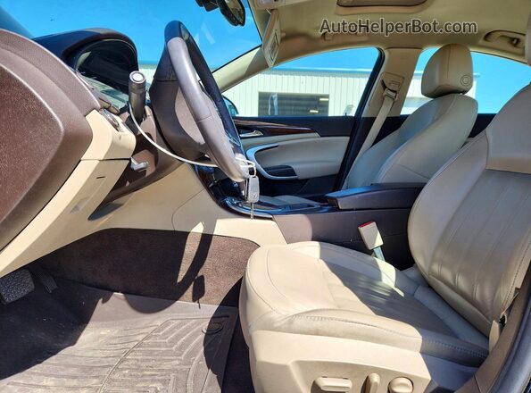 2G4GK5EX9G9166931 2016 BUICK REGAL Черный Вид салона спереди