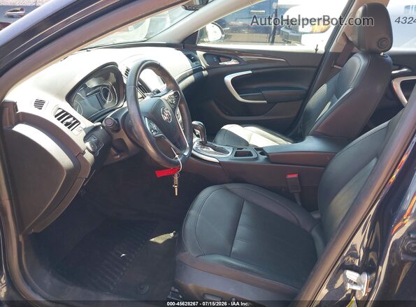 2G4GK5EXXG9208748 2016 BUICK REGAL Blue Vista interior delantera