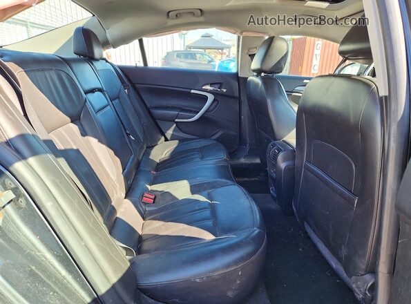 2G4GL5EX1G9121382 2016 BUICK REGAL Black Rear seats view