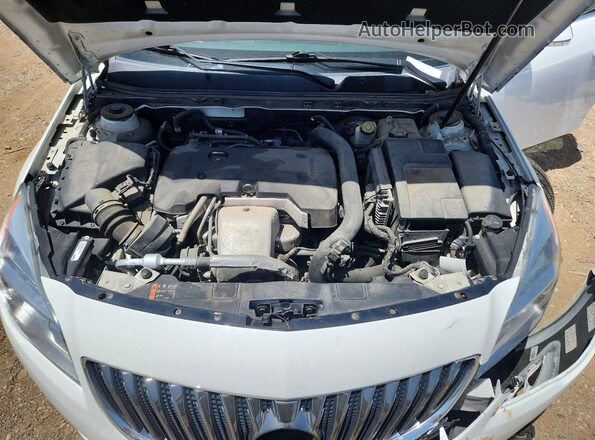 2G4GL5EX3H9132112 2017 BUICK REGAL White Սալոնի հետևի տեսք
