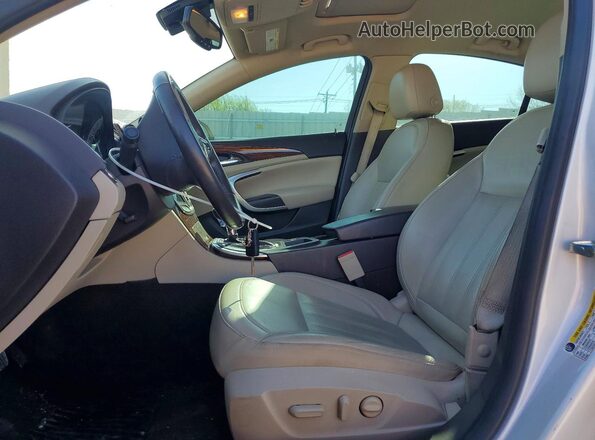 2G4GL5EX3H9181133 2017 BUICK REGAL White Vista interior delantera