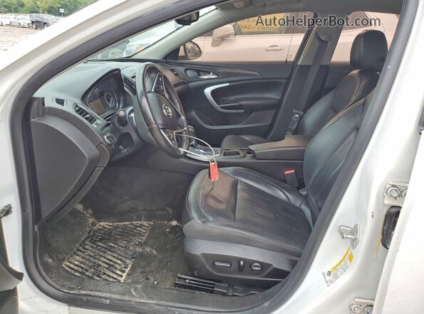 2G4GL5EX6H9117703 2017 BUICK REGAL White Widok wnętrza z przodu