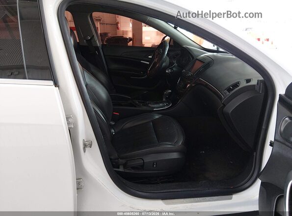 2G4GL5EX9H9108705 2017 BUICK REGAL White Front interior view